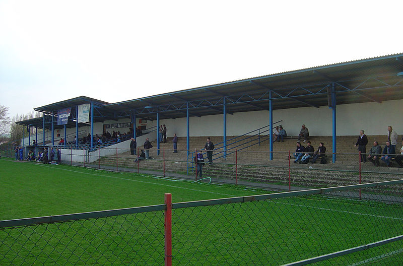 800px-Stadion_motorlet